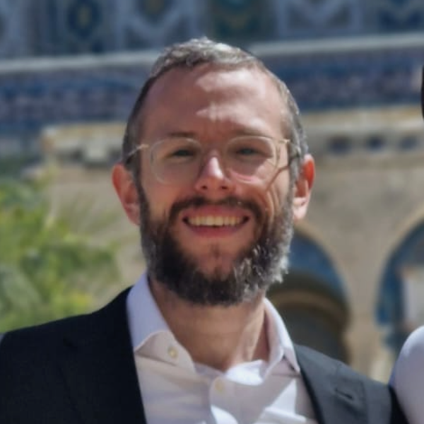 Tzvi Arnstein
